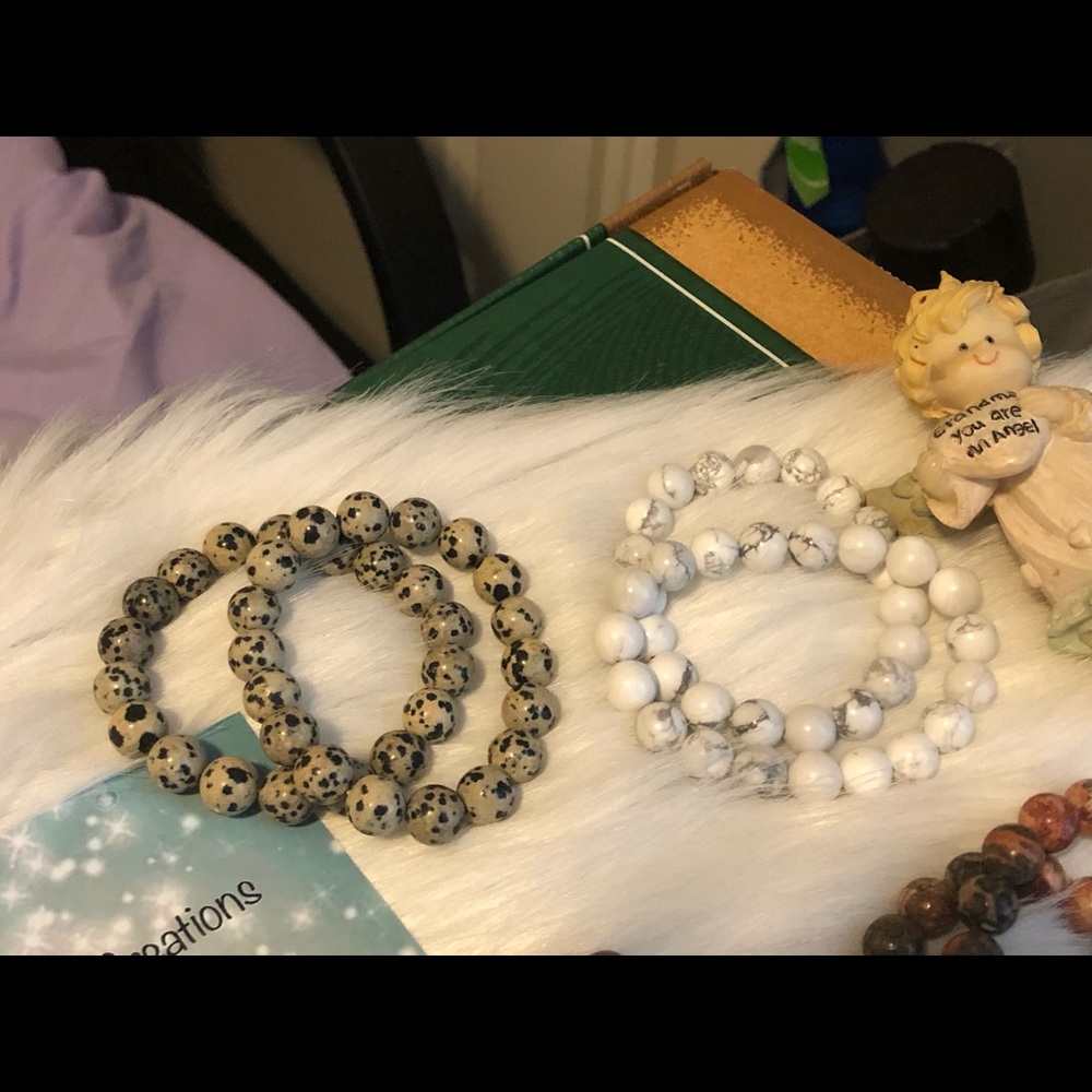 Bracelets - Picture 2 of 3